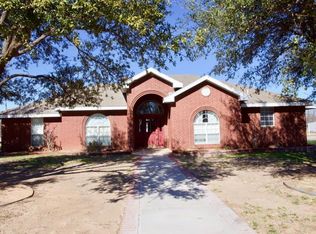 308 Echols Dr, Coahoma, TX 79511