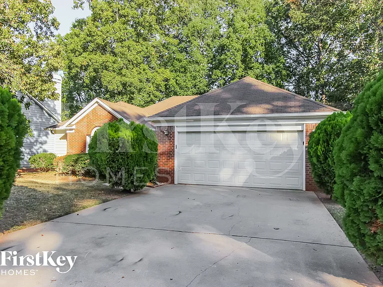 594 Fortune Ridge Rd — Photo 2