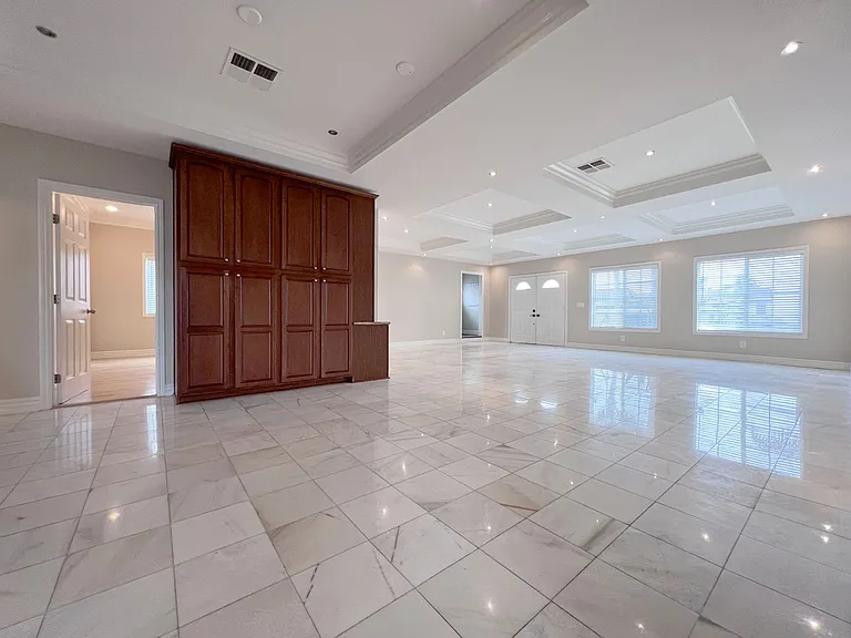9362 Leilani Dr — Photo 7