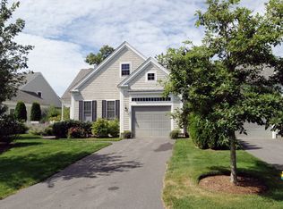 40 Turnberry Rd, Buzzards Bay, MA 02532