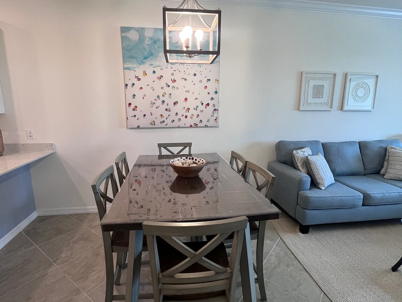 2 bed, 1121 sqft, $2,400 — Photo 3