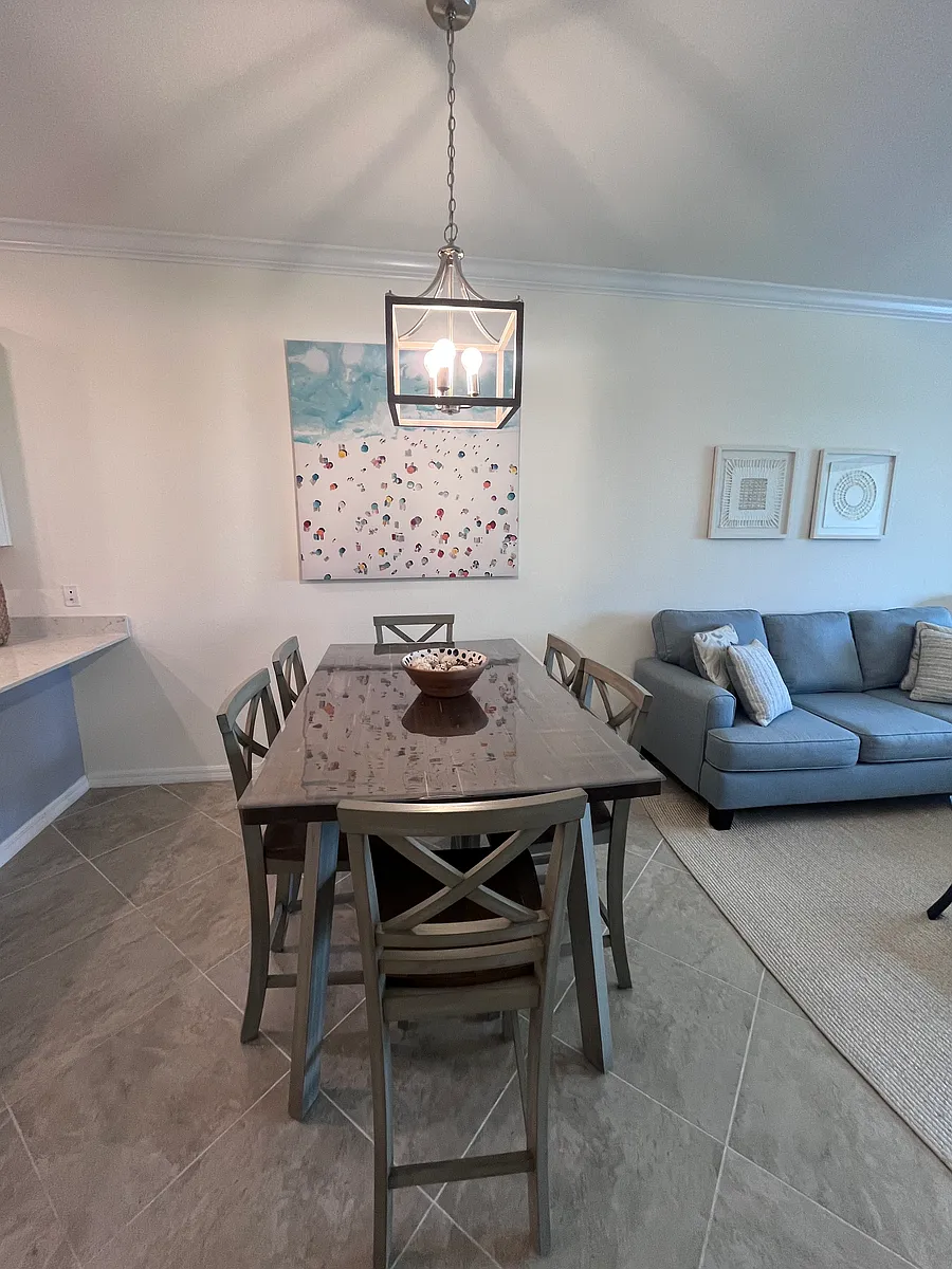 Building Photo - 17520 Gawthrop Dr #403