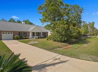 371 Bay Grove Rd, Freeport, FL 32439