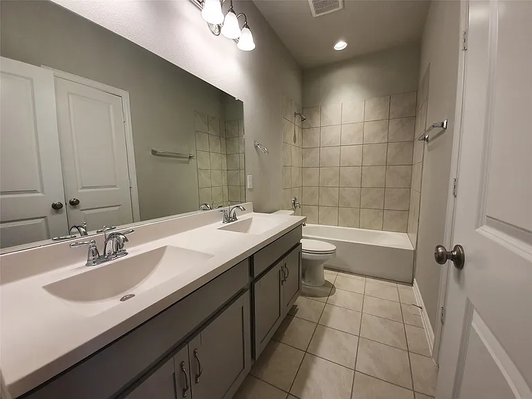8266 Primrose Way — Photo 14