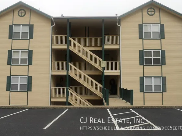 309 Bristol Bay Dr #4A, Lake Ozark, MO 65049