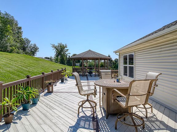 3rd image of 2605 Upper Forest Ln