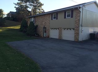 19487 Bill Smith Rd, Wellsville, OH 43968