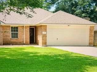 1415 Flamingo St, Conroe, TX 77385