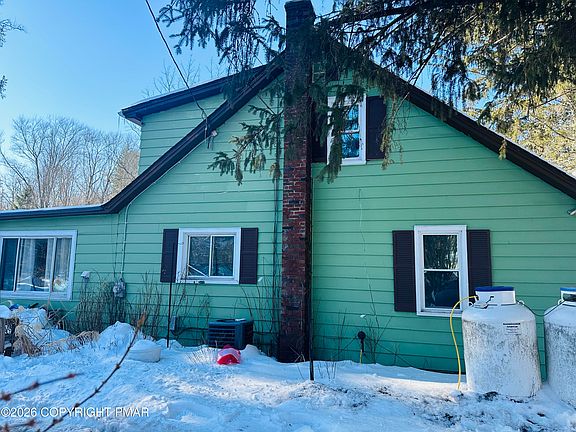 4th image of 106 Independence Rd