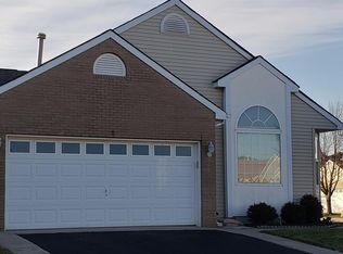 2 Oslo Ct, Toms River, NJ 08757