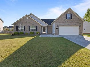 222 Stagecoach Dr, Jacksonville, NC 28546
