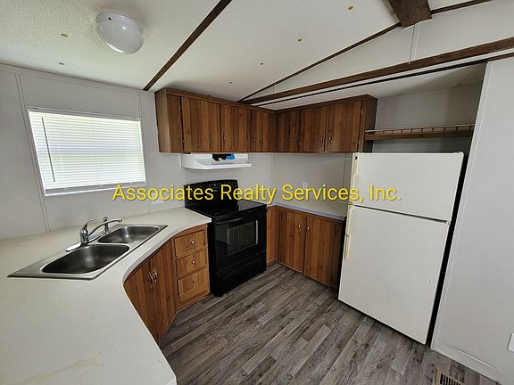 3rd image of 14390 SE 19th Ln Lot 8