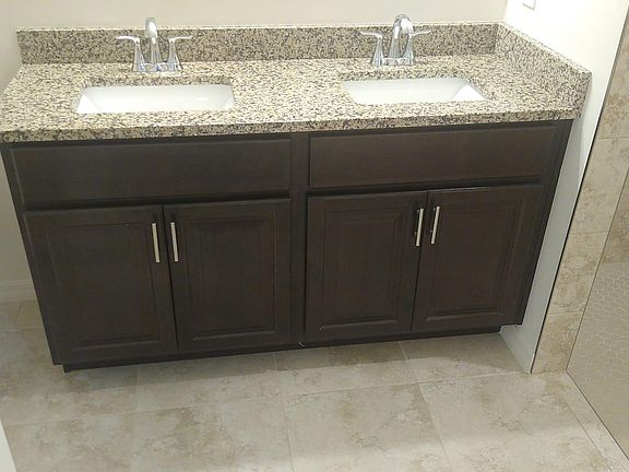 5th image of 5961 NW Daffodil Ln