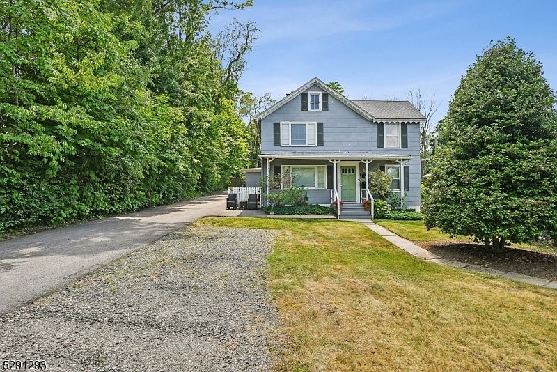 1st image of 204 Irvington Ave