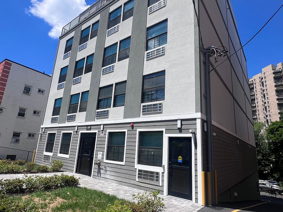 1st image of 409 Warburton Ave #4C