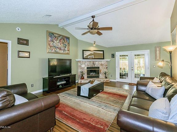4th image of 376 Scarlet Bugler Ln N