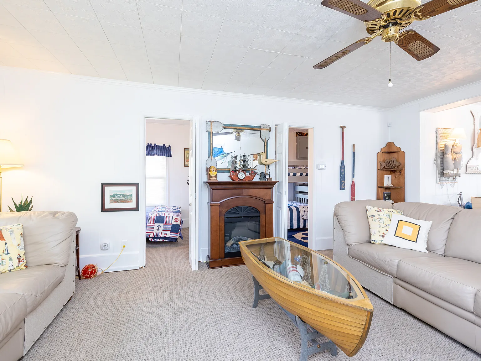 2 bed, 900 sqft, $1,600 — Photo 4