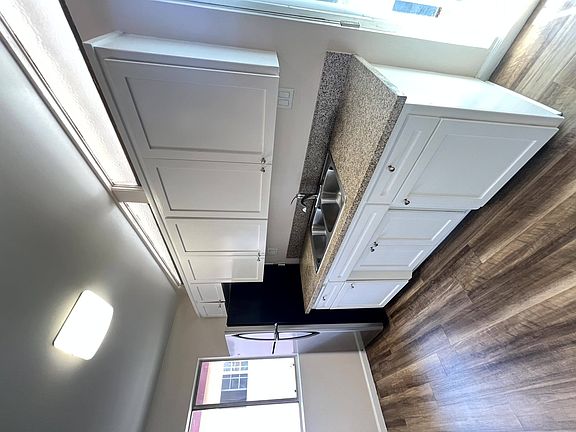 3rd image of 3704 Midvale Ave #7