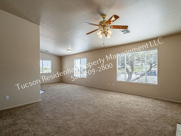 4th image of 5891 E Farmridge Dr #21