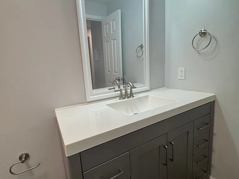 Creekview Apartments - Kingsport, TN — Photo 30