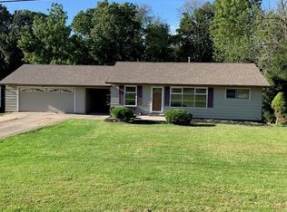 49 Carstairs Rd SE, Heath, OH 43056