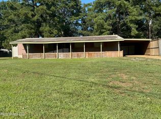 1213 Lake Shore Dr, Byram, MS 39272