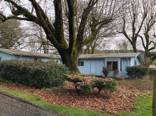 25621 High Pass Rd, Junction City, OR 97448