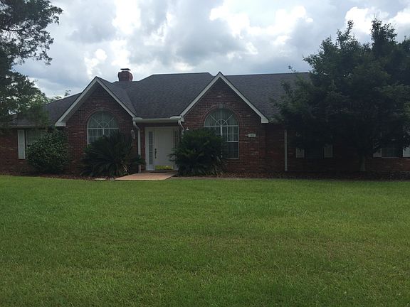 2nd image of 145 Lisa Dr