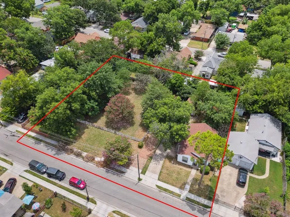2408 Dell St, Fort Worth, TX 76111