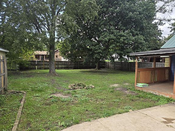 3rd image of 1122 Cleveland STREET