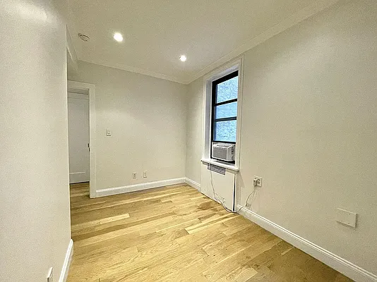 Rented by REAL New York | media 8