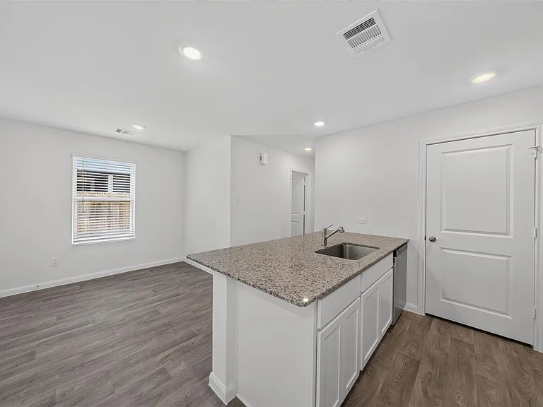 11943 Detar Ct — Photo 19