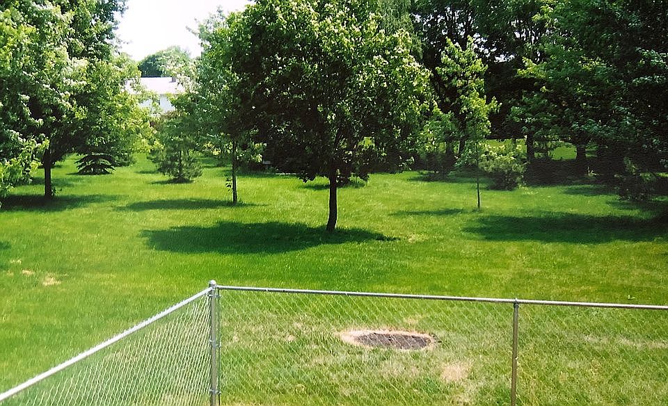 2nd image of 549 4th St
