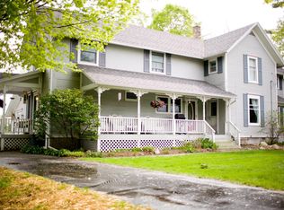 4390 Pettis Ave NE, Ada, MI 49301