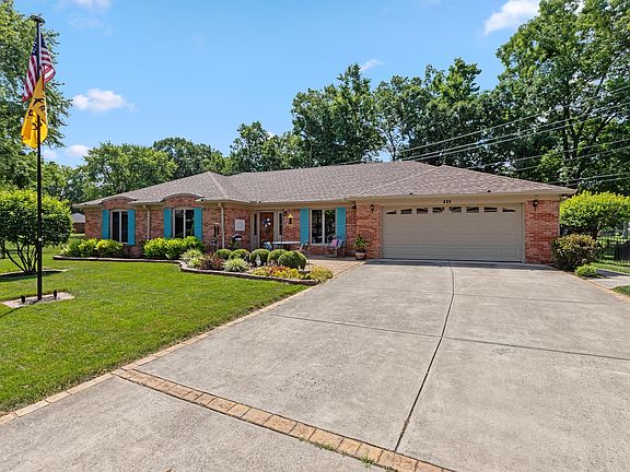 2nd image of 401 Bradock Ct