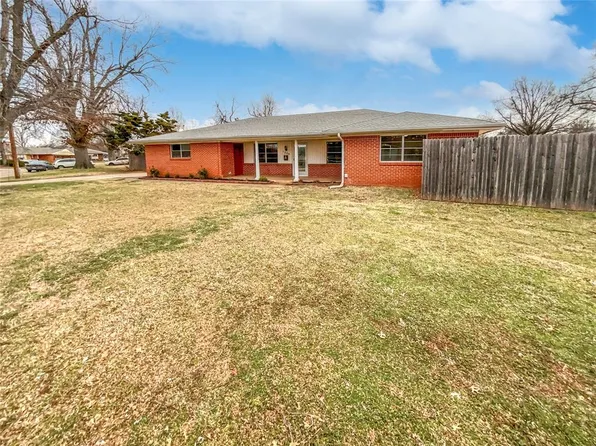1229 Live Oak Dr, Midwest City, OK 73110