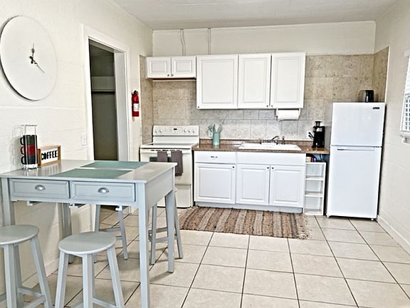 4th image of 9092 W Fort Island Trl