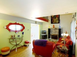 1155 N Williams Dr, Palatine, IL 60074
