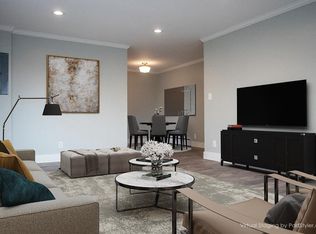 910 23rd Ave S APT 5, Seattle, WA 98144
