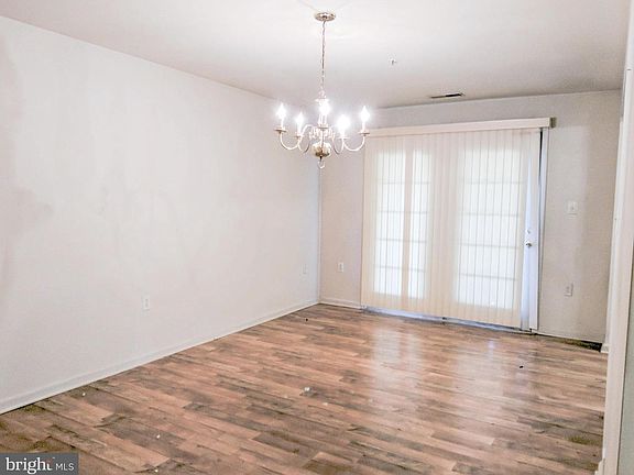 4th image of 2669 S Everly Dr #7-2