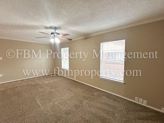 5th image of 713 Phillips Dr