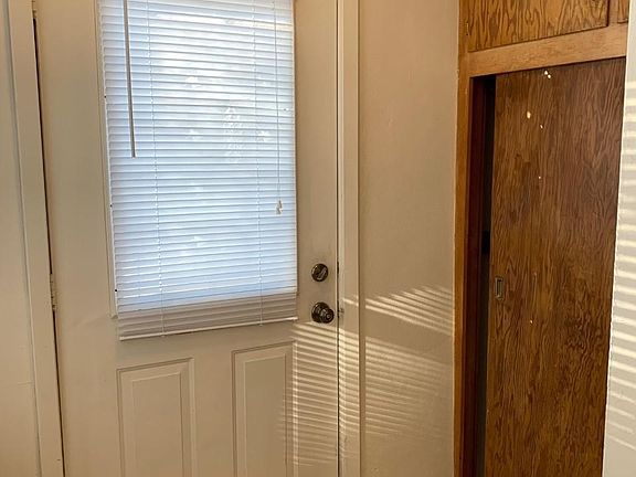 3rd image of 243 Linden Ave