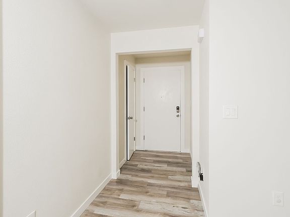 3rd image of 7151-7153 Fauntleroy Way SW