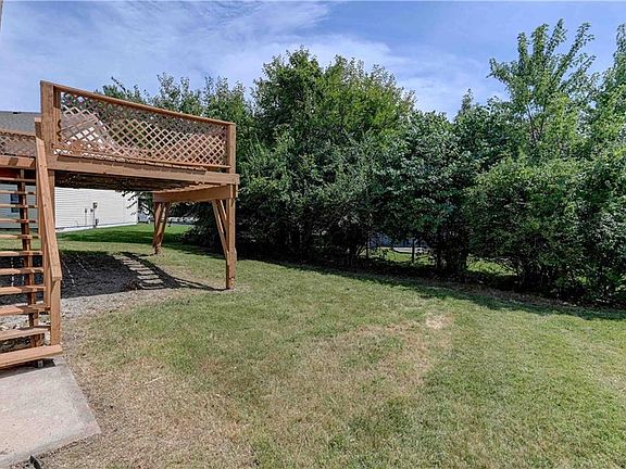 4th image of 14411 Wilshire Cir