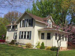 222 S Ridge St, Cambridge, IL 61238