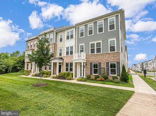 2017 Alder Ln, Dumfries, VA 22026