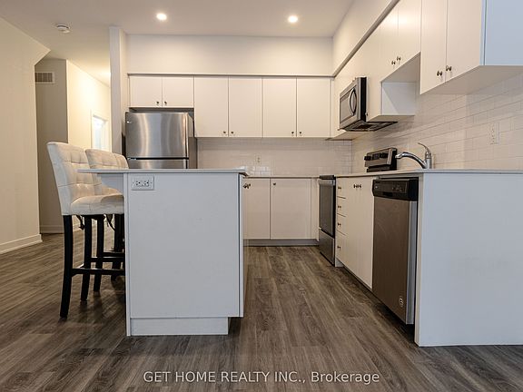 5th image of 110 Fergus Ave #38