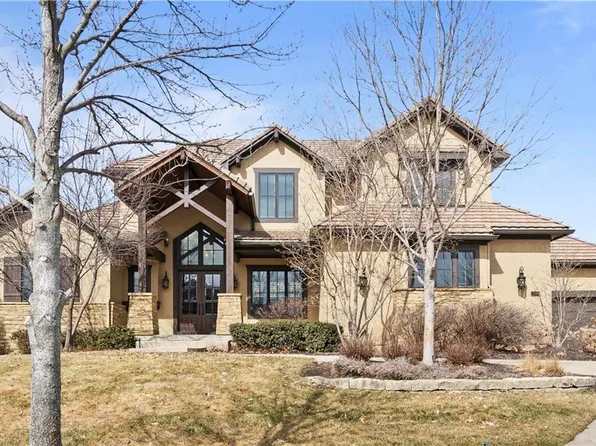 11402 W 163rd Ct, Overland Park, KS 66221