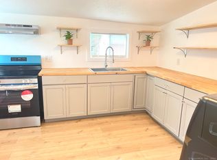 2 Old Willimantic Rd, Chaplin, CT 06235