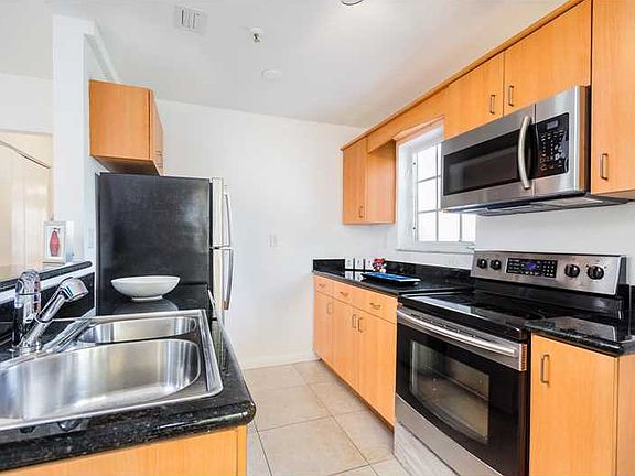 3rd image of 600 Euclid Ave APT 3